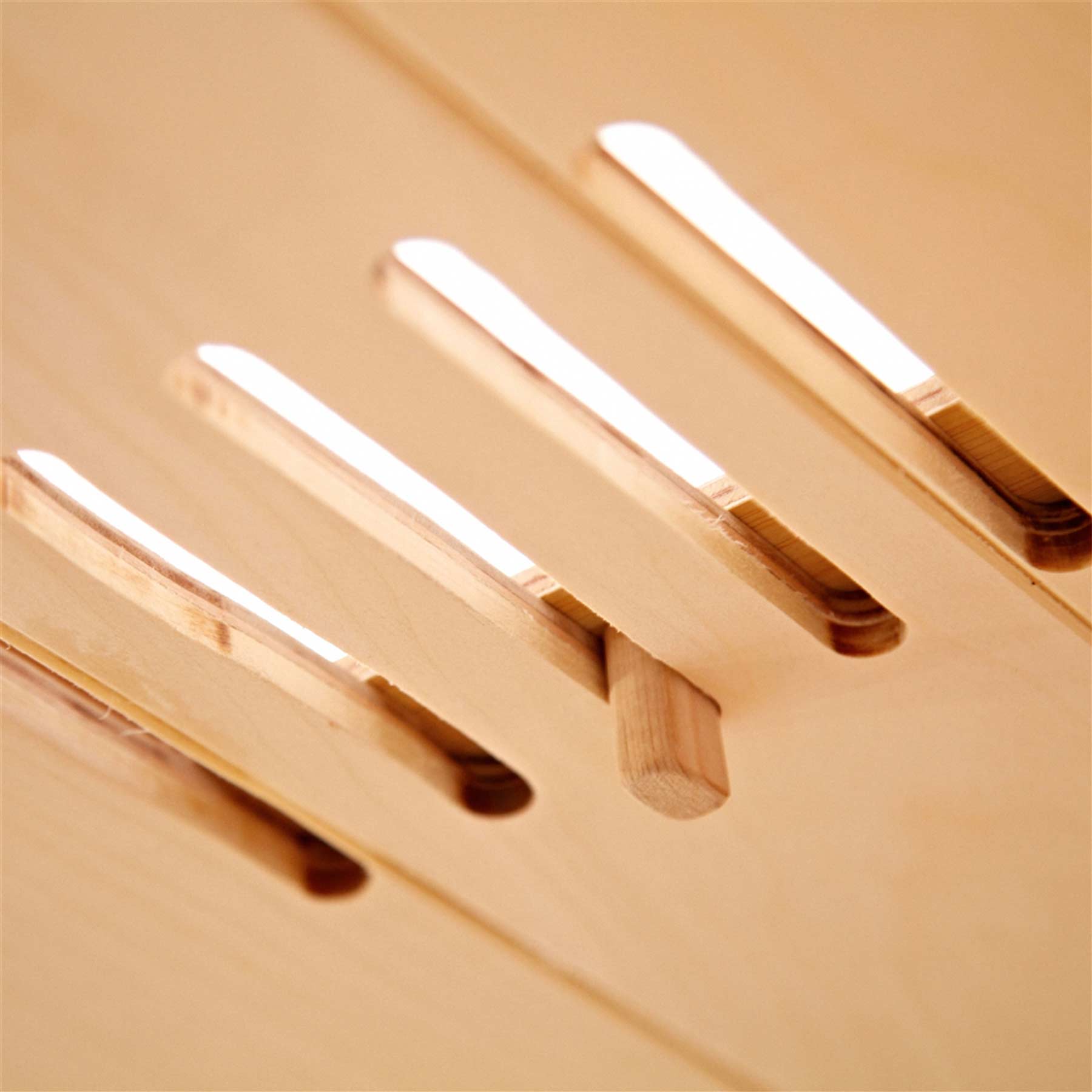 Aleko 4 Person 4.5 kW Hemlock Wet Dry Indoor Traditional Sauna - Image 5