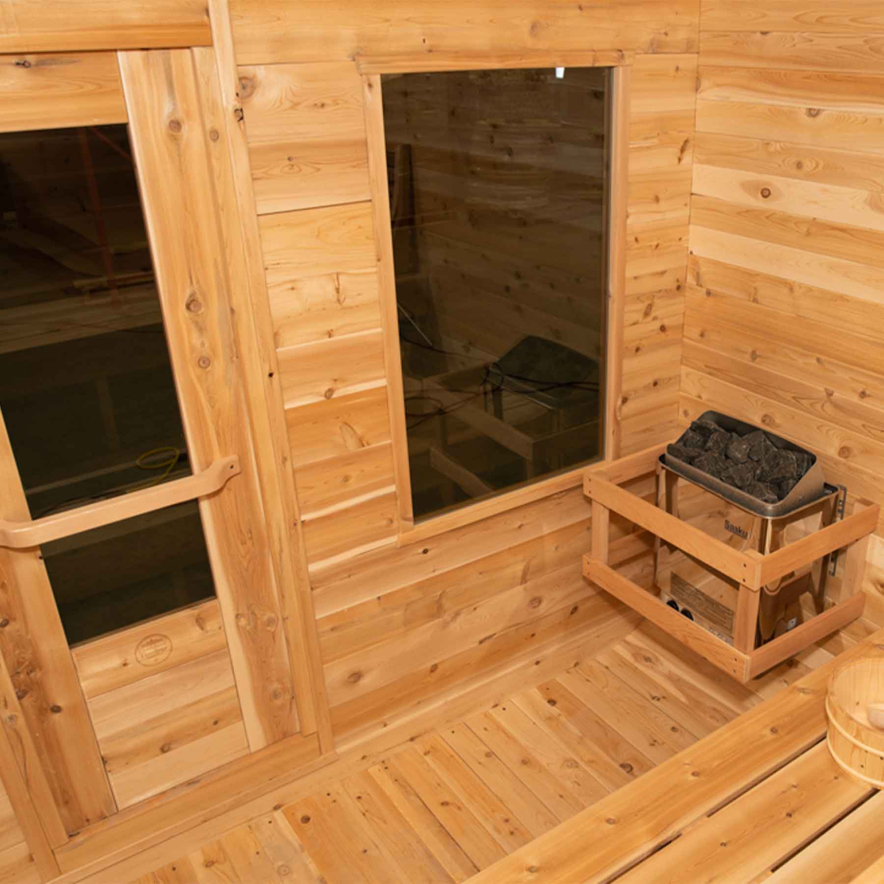 Dundalk CTC Luna 3 Person 6 kW White Cedar Barrel Sauna - Image 6